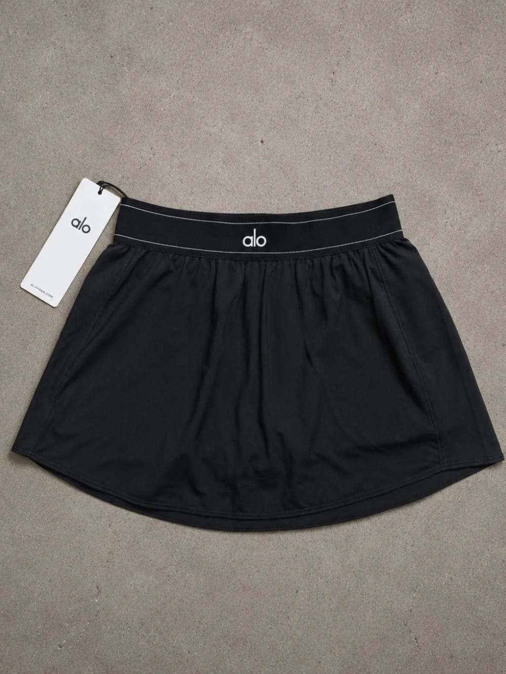ALO Yoga Black Athletic Skirt with Logo Waistband